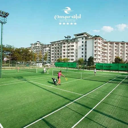 아파트 Emerald Beach Resort & Spa *